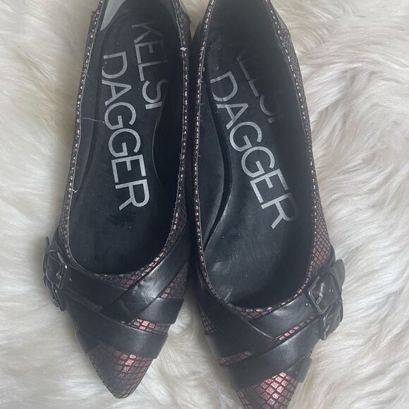 Kelsi Dagger Leather Rose gol metallic slip on flats black straps accents SZ7.5 - Picture 8 of 10